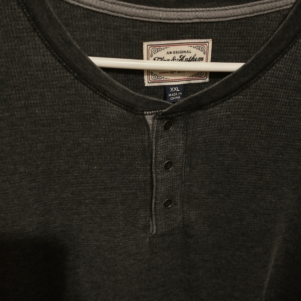 Short sleeve 3 button Henley